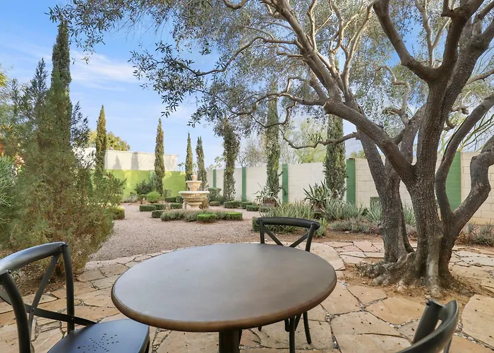 Ferienhaus Olive Tree Retreat - Heated Pool, Patio & Privacy Scottsdale