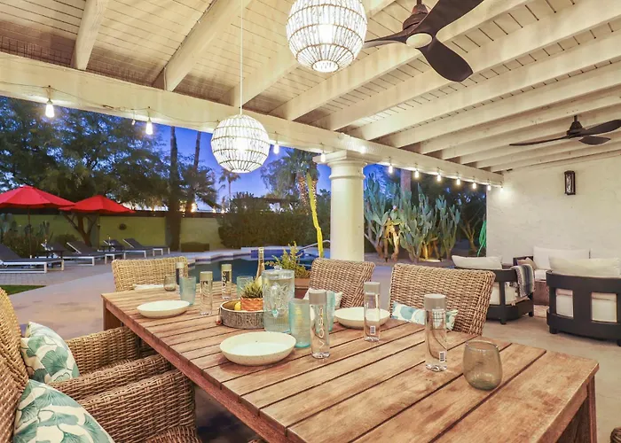 Ferienhaus Olive Tree Retreat - Heated Pool, Patio & Privacy Scottsdale