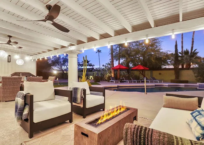 Ferienhaus Olive Tree Retreat - Heated Pool, Patio & Privacy